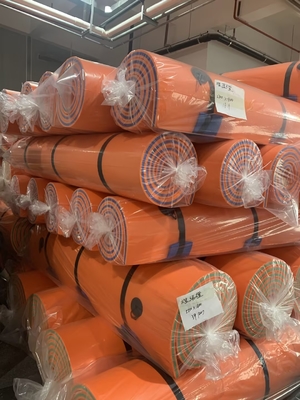 OEM Podkładki wodne piankowe Matki pływające do aktywności na świeżym powietrzu Rozwiązanie produkcyjne odporne na warunki pogodowe