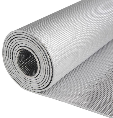Wysokiej gęstości pianka PE z odblaskową foliją aluminiową po stronie izolacja pod dywanami laminowany lub winylowy