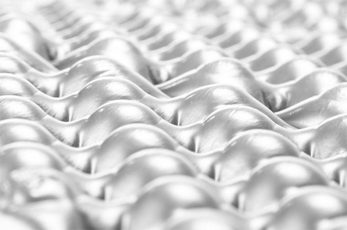 Sprzęt do śpiących podkładanych podkładek z białej folii aluminiowej 2